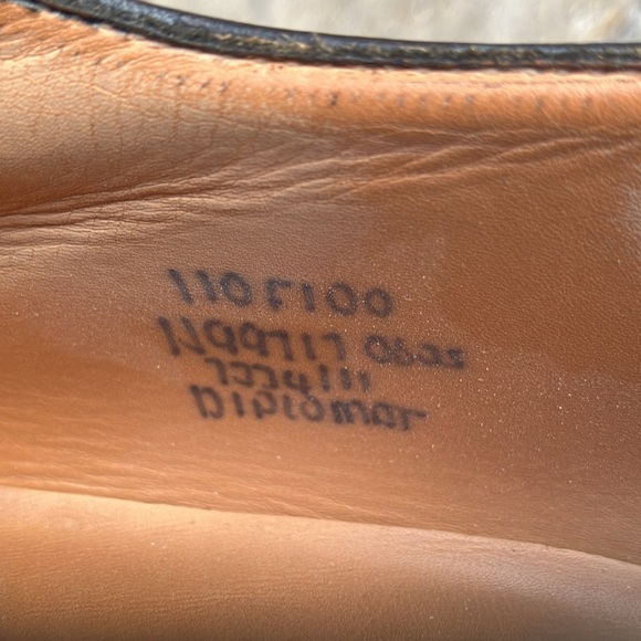 Church’s - Picture 10 of 17